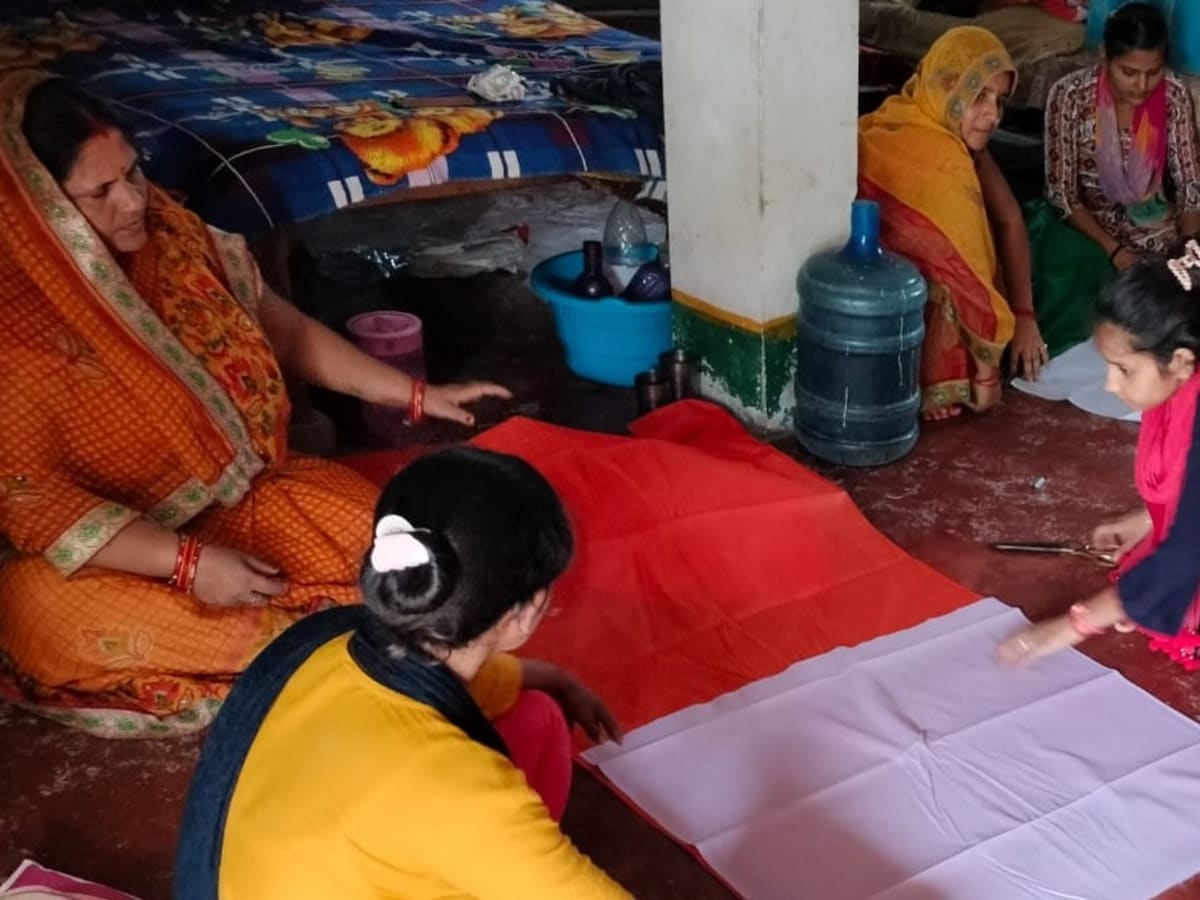 Amethi’s Self-Help Groups Shine on the Silver Screen with ‘Hunarbaaz Ladies’